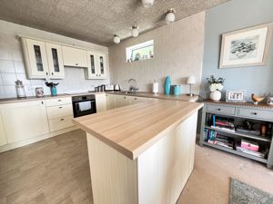 Photo 26- click for photo gallery